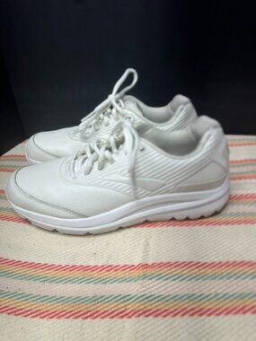 Brooks Addiction Walking Shoes Men's Size 9 B (Narrow)